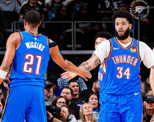 包含今晚俄克拉荷马雷霆门线救险奥兰多魔术赛后止住颓势，丹佛掘金围绕NBA季后赛门线救险看傻球迷的词条